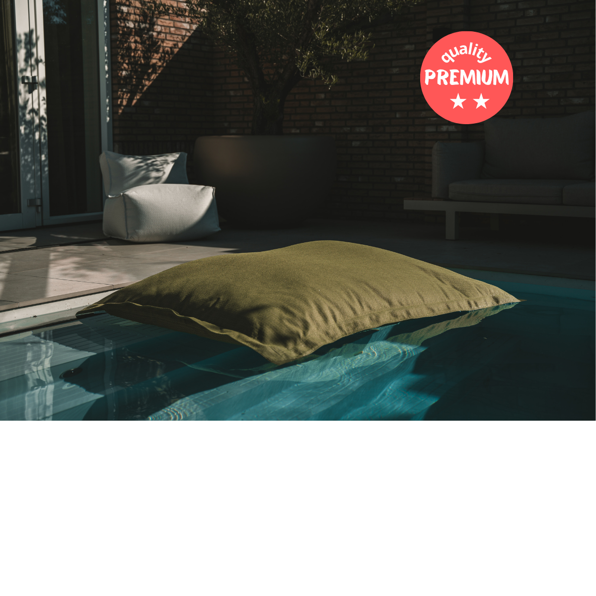 Liva drijvende zitzak x Zaque - op &amp; naast het water