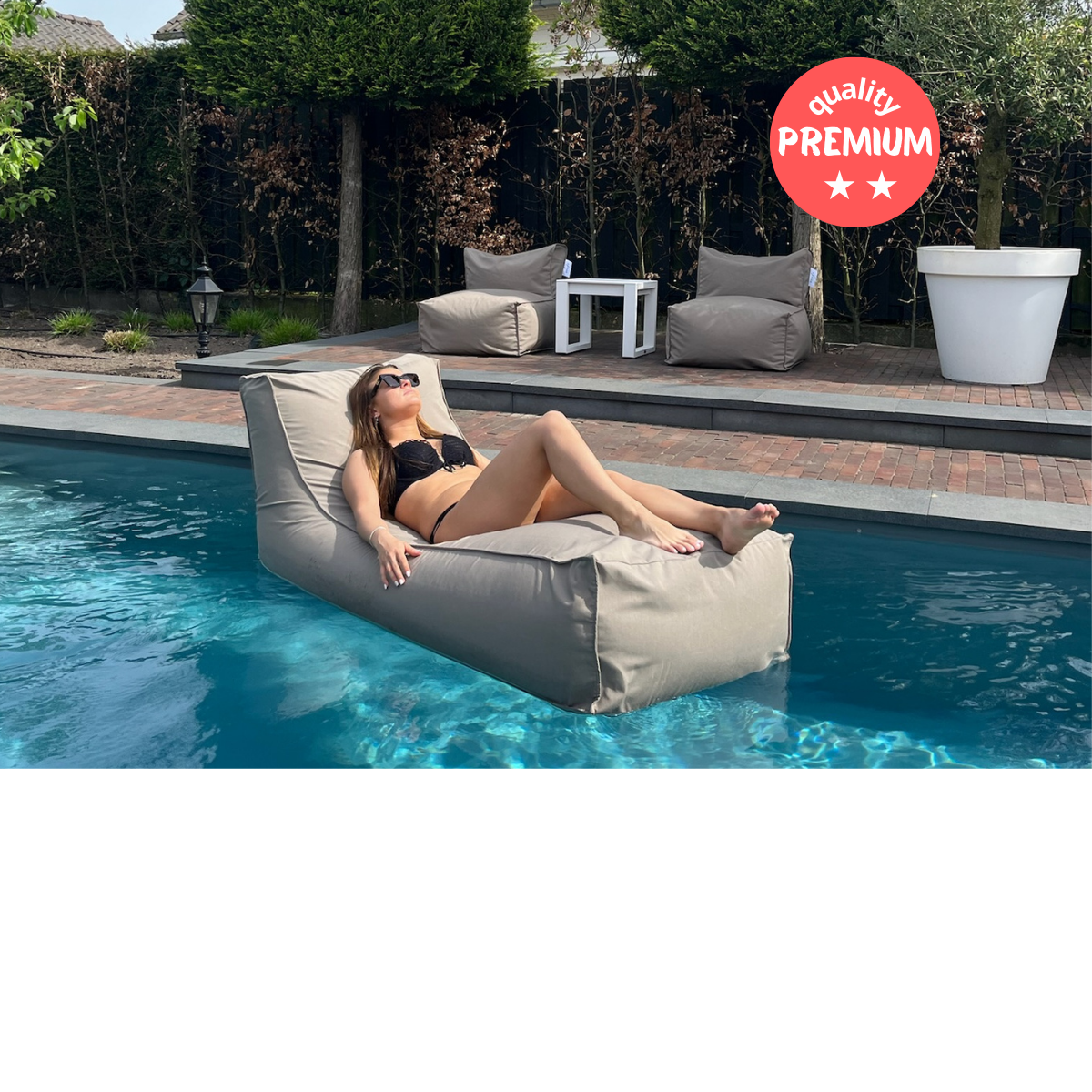 Loa drijvende Lounge x Zaque - op &amp; naast het water