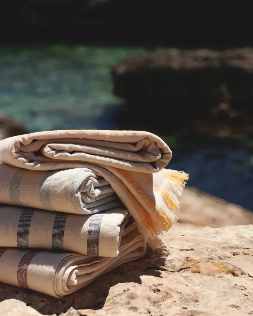 strandlaken-holiday-towel-2.webp