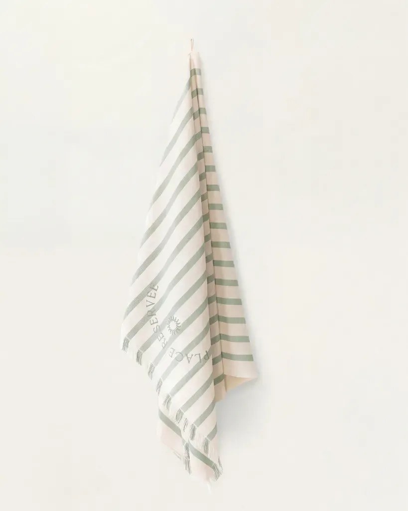 strandlaken-holiday-towel-eucalyptus-7 (1).webp