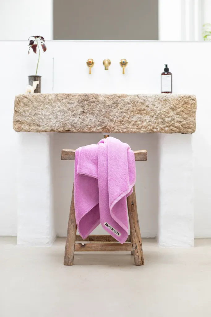 Bongusta_Solid_Towels__012_Lifestyle.webp