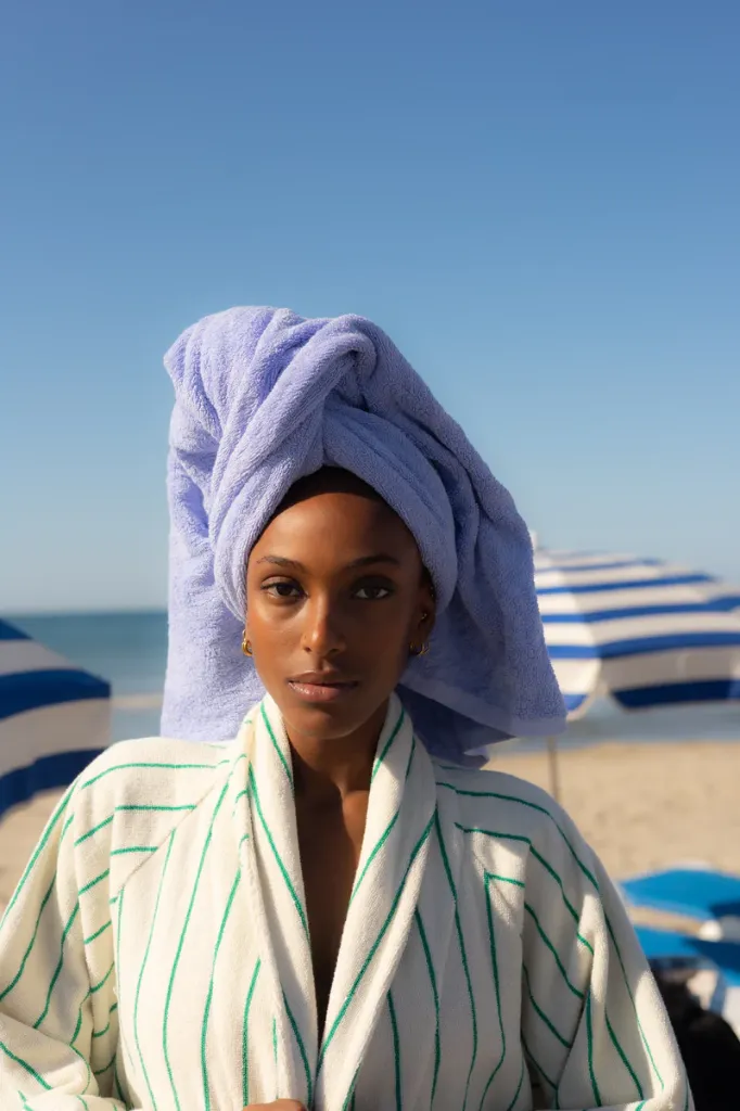 Lavender_bath_towel_pure_white_bathrobe_2_Bongusta_beach_hd_17.webp