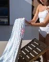 TO-65_toalla-playa-flamingueo-azul-7_fdb295ac-ec18-4b51-a9ea-4249b587017d.webp