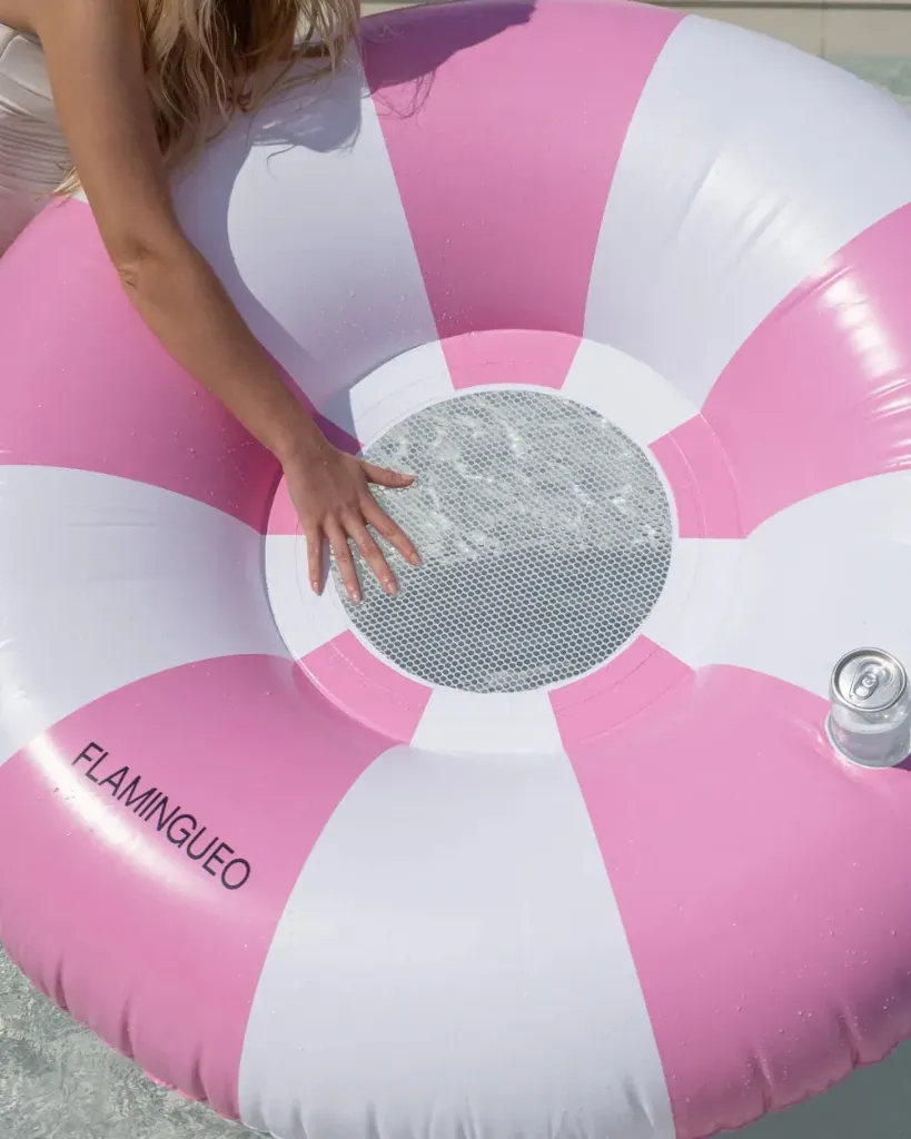 FL-264_flotador-piscina-flamingueo-rosa-12_498ab9f8-a369-40ee-8c40-0acac93c4de6.webp