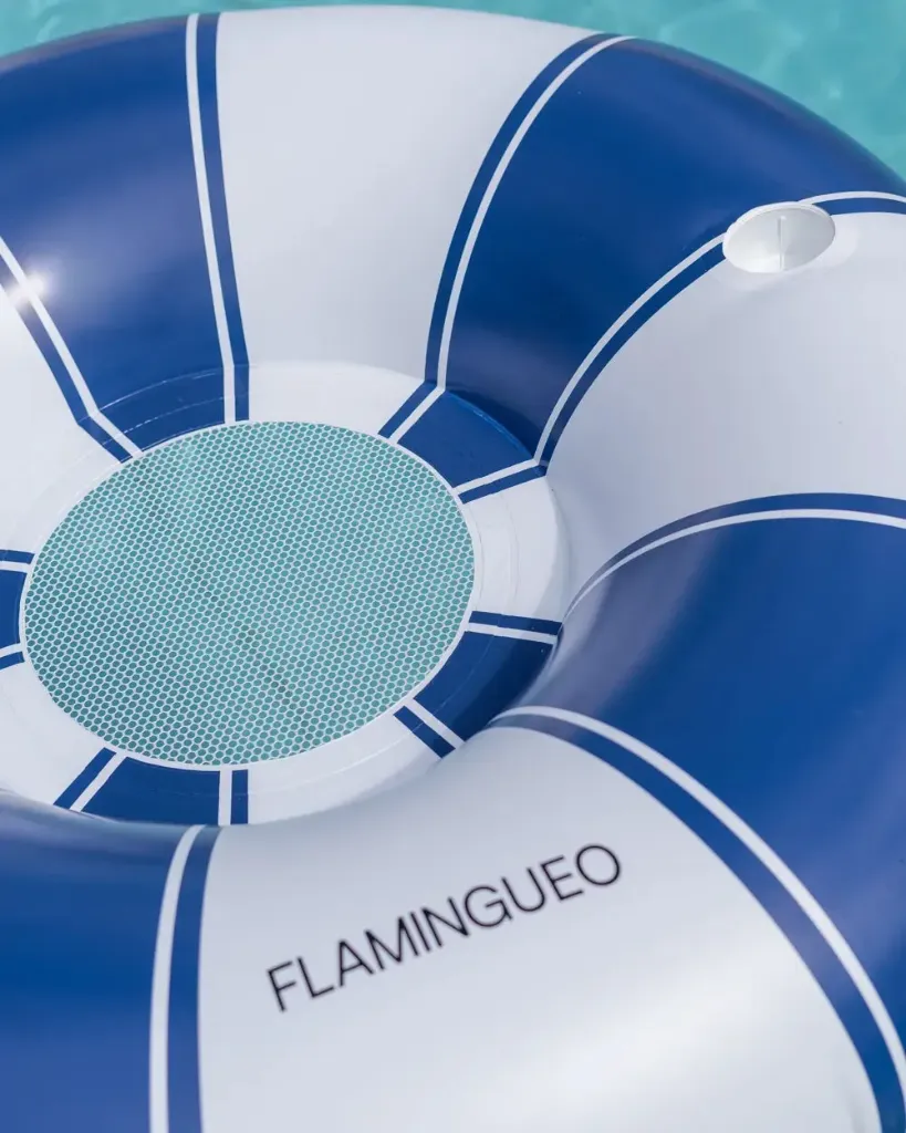FL-217_flotador-piscina-flamingueo-azul-14_2655856e-beb3-4041-96ad-bb8adb417000.webp