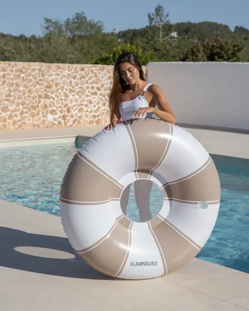 FL-218_flotador-piscina-flamingueo-beige-15_1_3fa4588b-5366-4076-a1e2-7a06fd0c79f4.webp