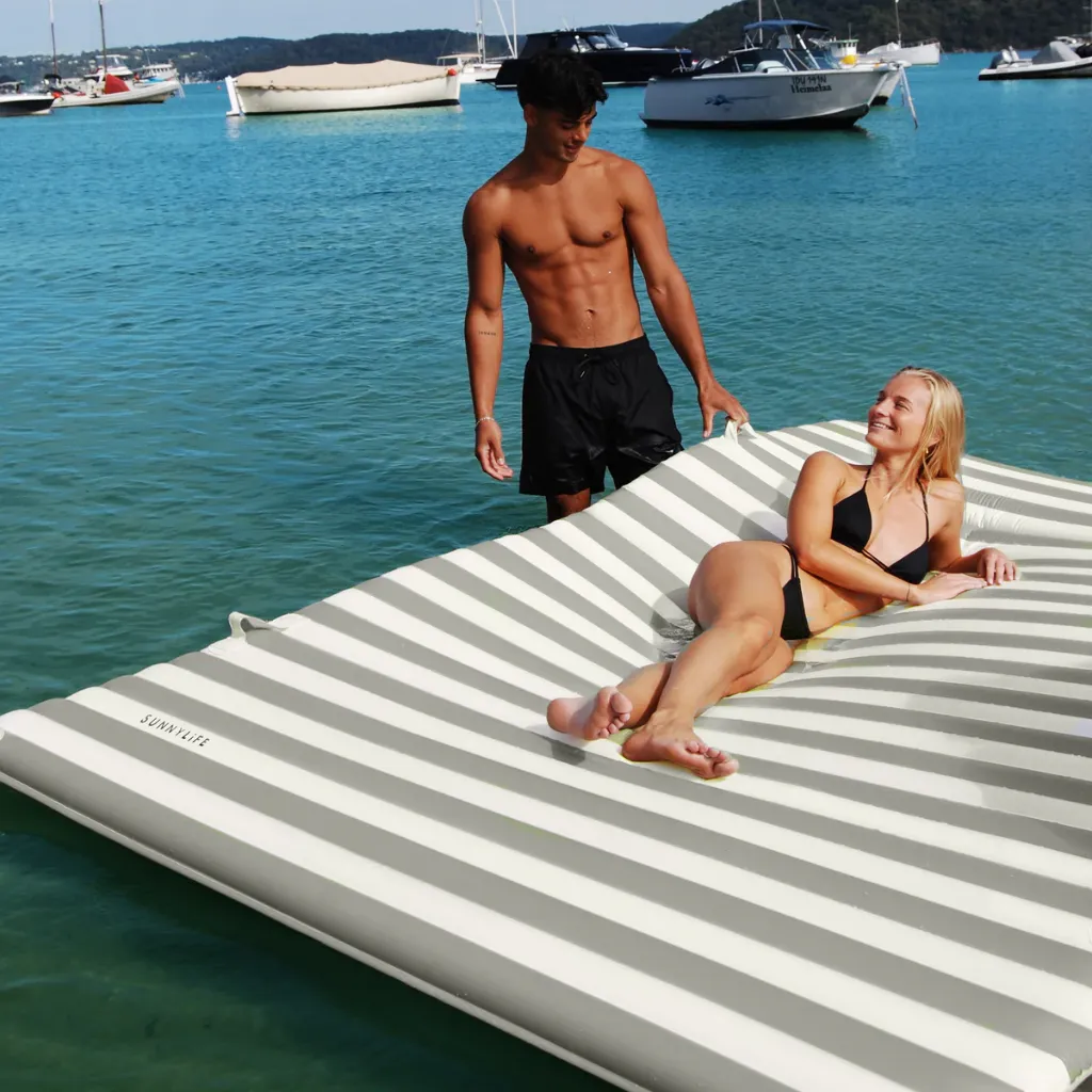 Inflatable Party Pad sea grass stripe Sunnylife